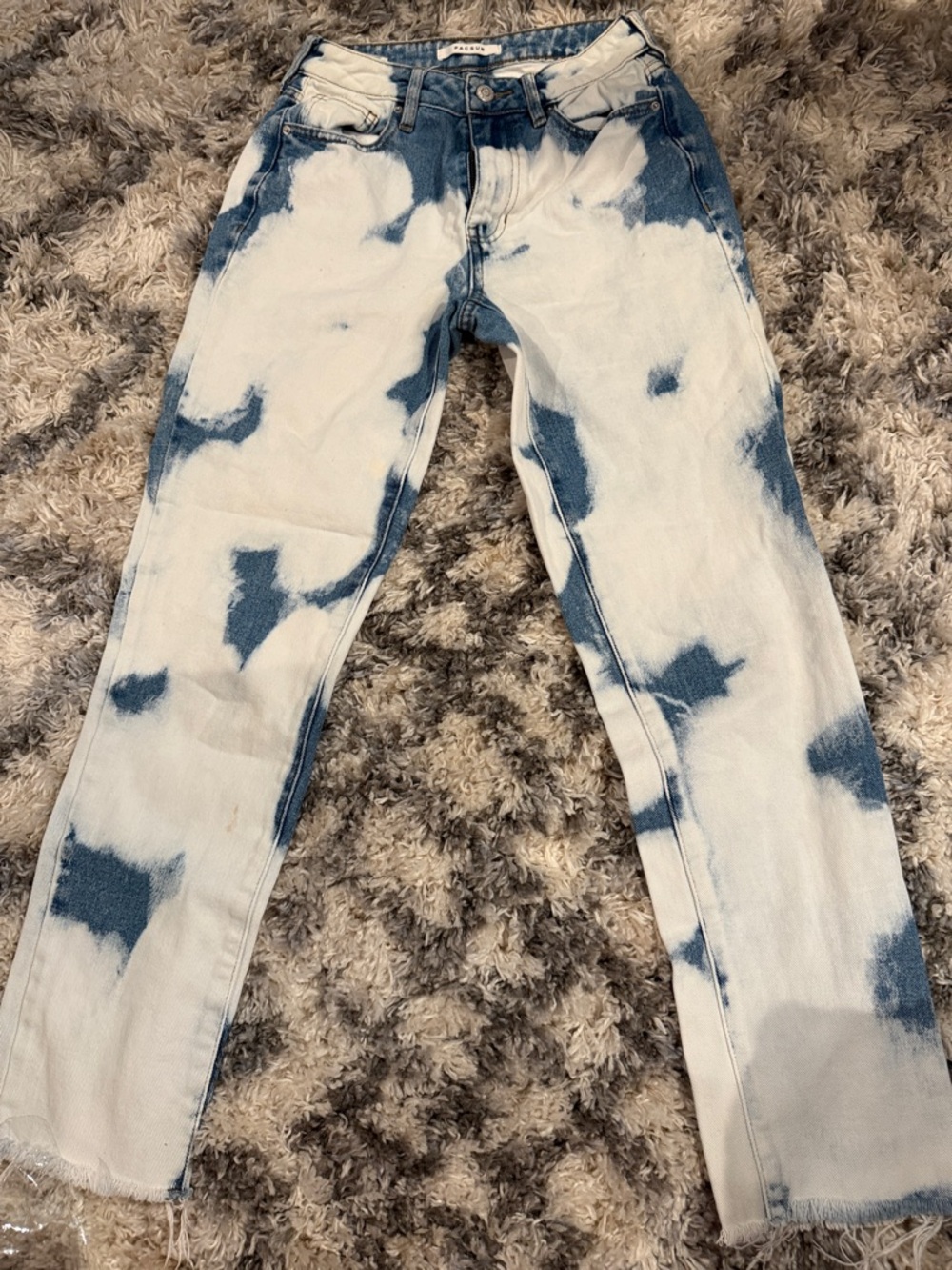 Pacsun Tie Dye Bleach. Tagged Mom Jeans. Waist 13”. Rise 10”. Inseam 28”
